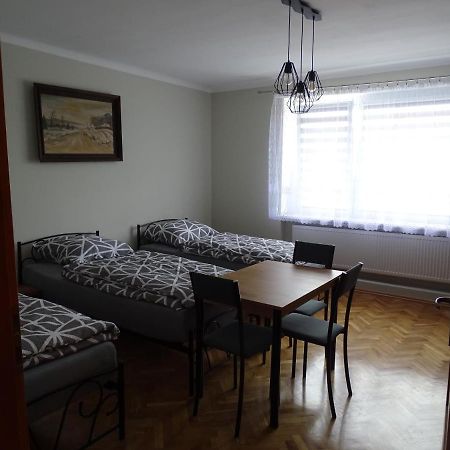 Mieszkania Pracowniczo-Turystyczne Zelazna  Esterno foto